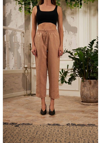 Kadın Beli Lastikli Rahat Kalıp Desenli Pantolon modelleri