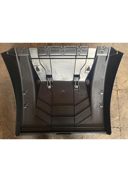 Çamurluk Arka F85-95ATI-85CF-95XF-CF85-XF95-XF105