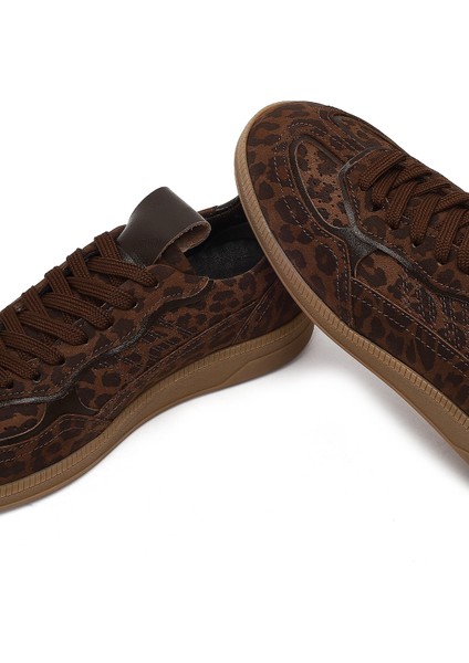 Kadın Kahverengi Bağcıklı Leopar Desenli Süet Deri Sneaker 25AFD420310