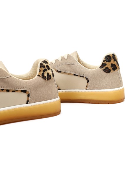 Kadın Bej Bağcıklı Kalın Tabanlı Desenli Deri Sneaker 25AFE145314