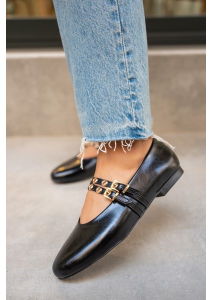 Pari Siyah Deri Gold Tokalı Babet modelleri