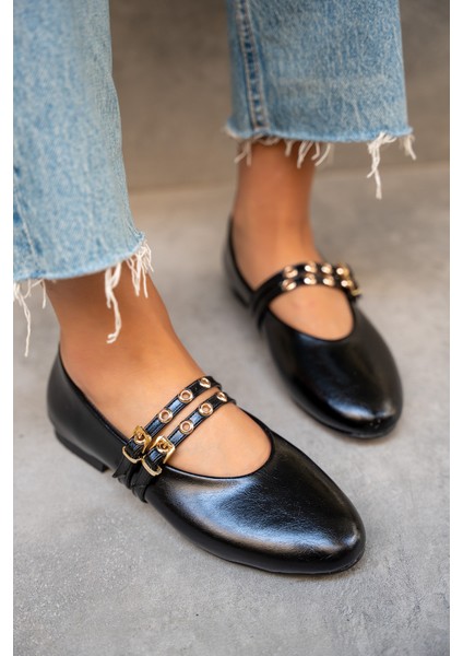 Pari Siyah Deri Gold Tokalı Babet fırsatları