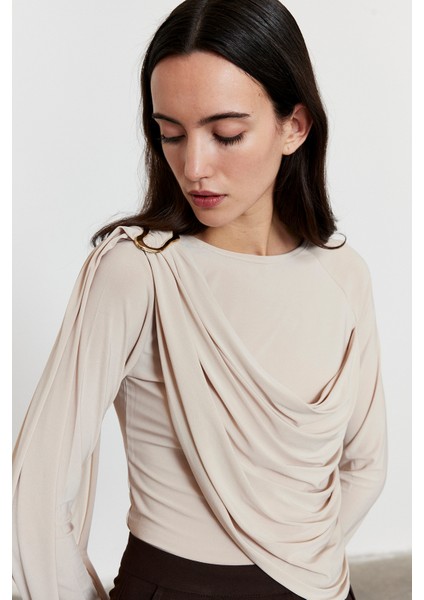 Şal Detaylı Bluz Bej modelleri