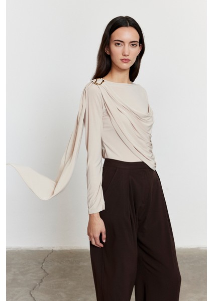 Şal Detaylı Bluz Bej indirimleri
