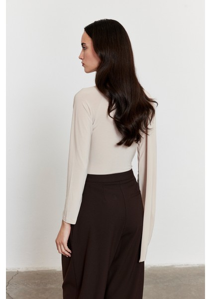 Şal Detaylı Bluz Bej