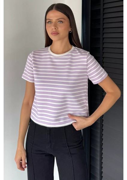 Kadın Şerit Desenli Bisiklet Yaka Tişört P-00018593