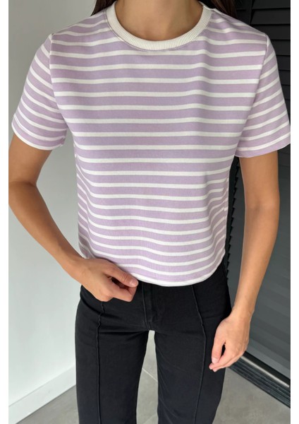 Kadın Şerit Desenli Bisiklet Yaka Tişört P-00018593 fiyatları