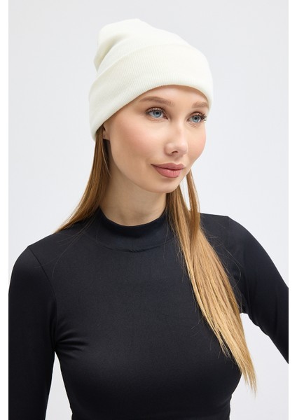 %,100 Ipek Astarlı Bere + 2 adet saf ipek toka