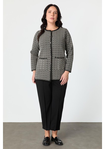 Büyük Beden Desenli Cep Detay Triko Hırka-Siyah fiyatları