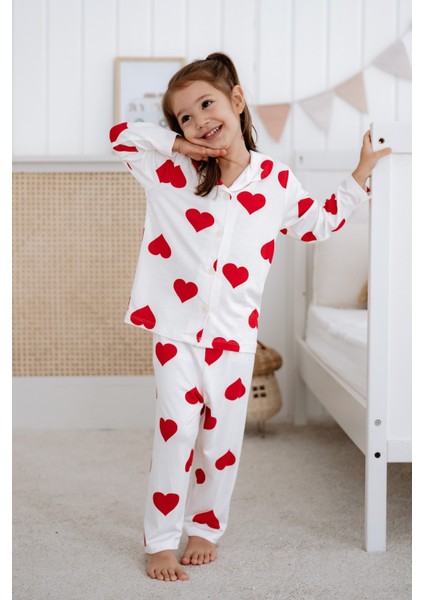 Önden Düğmeli Bambu Kalpli Çocuk Pijama Takımı 2-6 Yaş