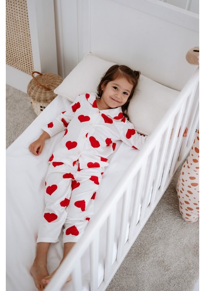 Önden Düğmeli Bambu Kalpli Çocuk Pijama Takımı 2-6 Yaş fiyatları