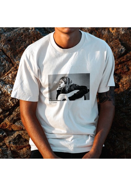 Kurt Cobain 1990 Tişört - Beyaz modelleri