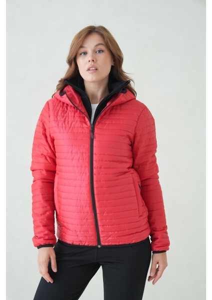 İçi Astarlı Su ve Rüzgar Geçirmez Cepli Kapüşonlu Kadın Mont modelleri