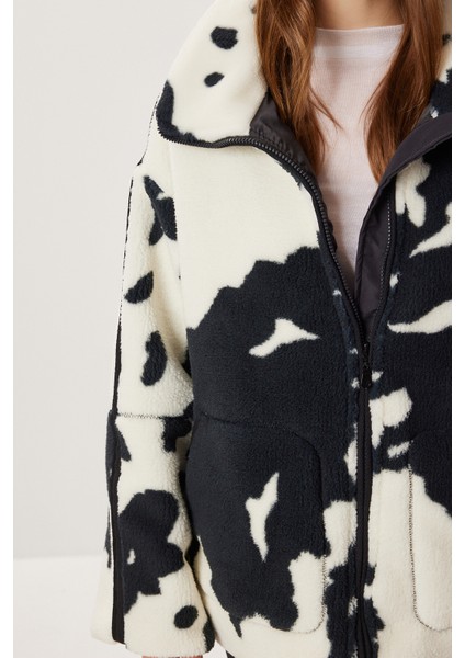 Dik Yaka Desenli Peluş Mont LCI0051 Ekru Siyah indirimleri