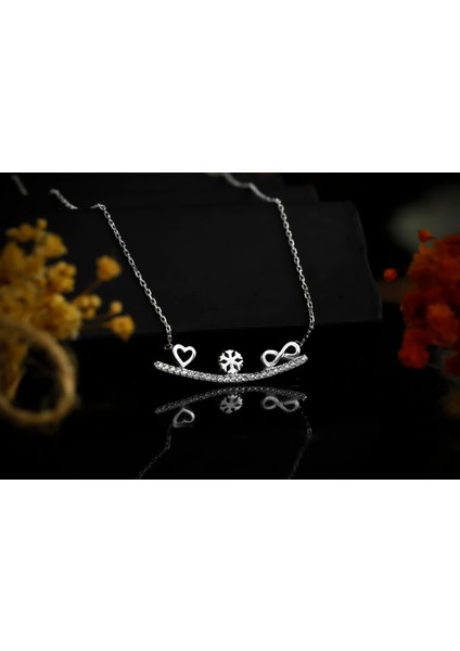 Kalpten Sonsuzluğa Kolye