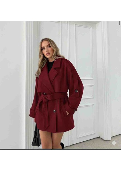 Kadın Pelerinli Rüzgarlık Detaylı Kuşaklı Kısa Kaşe Kaban
