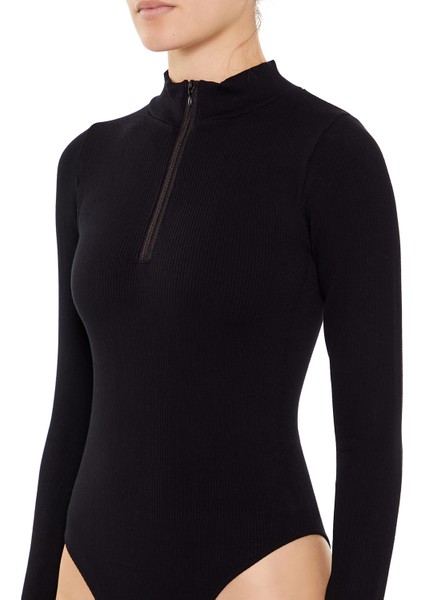 Yarım Yaka Fermuarlı Bodysuit