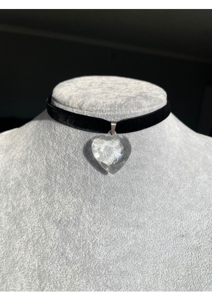 Şeffaf Kalpli Kadife Choker