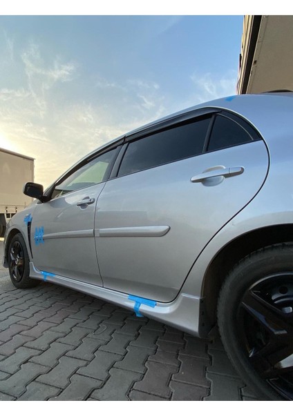 Toyota Corolla Yan Marşpiyel 2013-2018 (Plastik) Boyasız modelleri