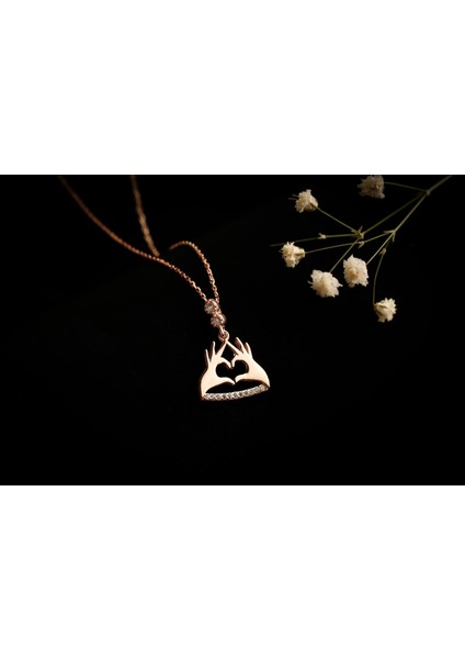 Aşkın Simgesi Kolye