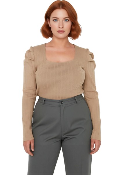 Kadın Kare Yaka Kemer Detaylı Ince Örgü Bluz Kaliteli Şık Rahat Modern Zarif Günlük fiyatları