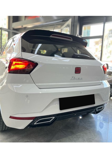 Seat Ibiza 2018-2024 Uyumlu Difüzör (Plastik) Parlak Siyah