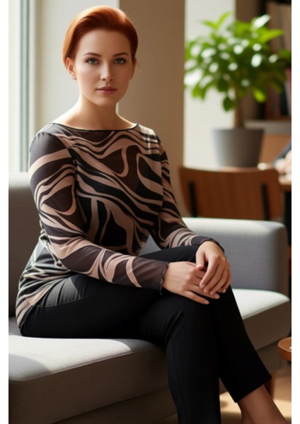 Kadın Büyük Beden Kayık Yaka Tül Örme Bluz Hayvan Desenli Uzun Kol Kaliteli Şık Rahat Modern