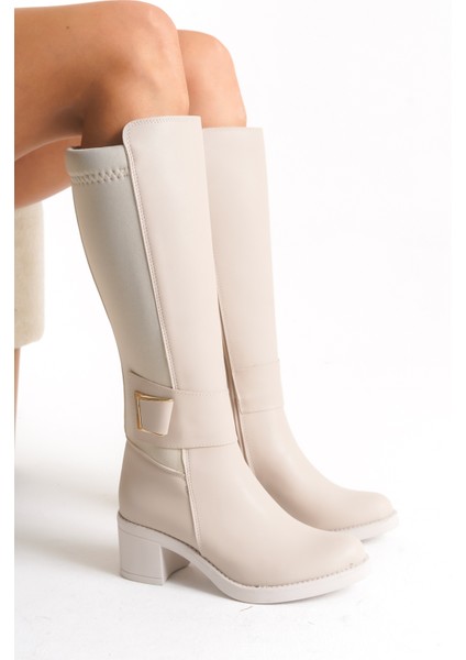 Deri Görünümlü Arkası Streç Esnek Kalın Orta Yüksek Topuklu Toka Detaylı Fermuarlı Bej Uzun Çizme modelleri