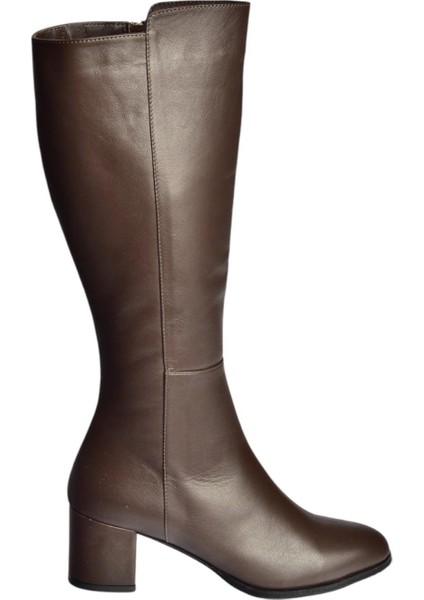 V468213103 Kahverengi Hakiki Deri Kalın Topuklu Kadın Çizme fırsatları