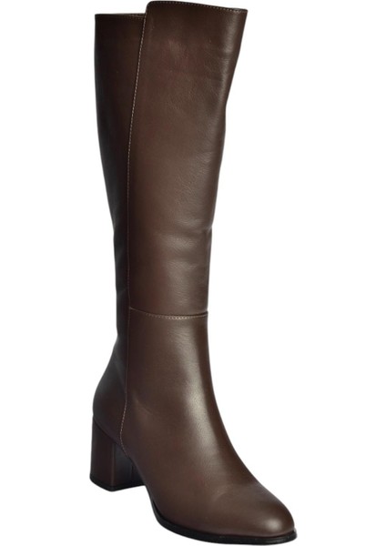 V468213103 Kahverengi Hakiki Deri Kalın Topuklu Kadın Çizme indirimleri