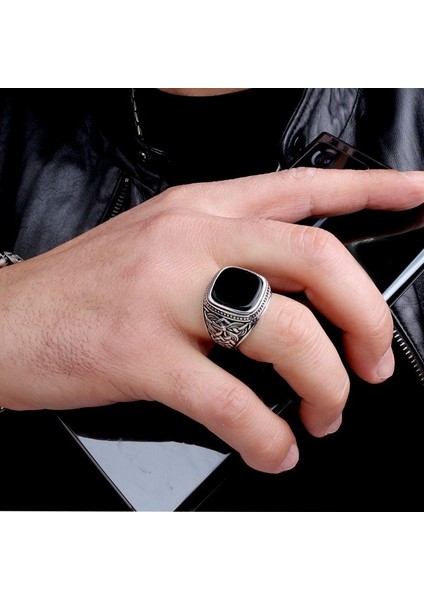 Otantik Desen Motifli Onix Taşlı 925 Ayar Gümüş Erkek Yüzük indirimleri