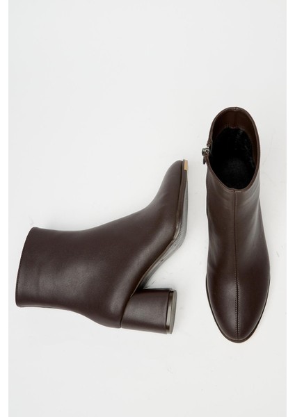 Kahverengi Kadın Yuvarlak Burun Basic Bot fiyatları