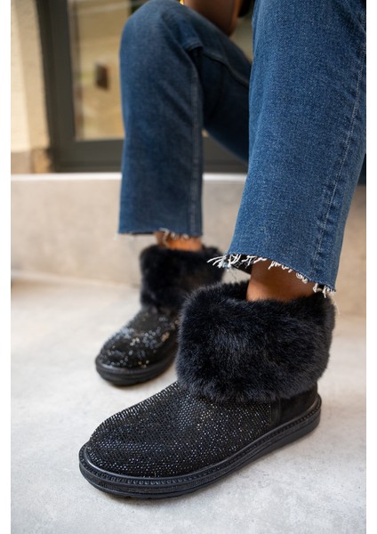 Japeni Siyah Süet Taş Detaylı Peluş Bot fiyatları