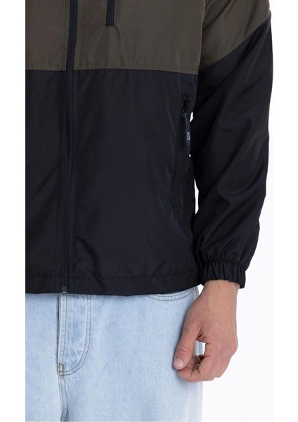 İçi Astarlı Su ve Rüzgar Geçirmez Cepli Erkek Yağmurluk fırsatları