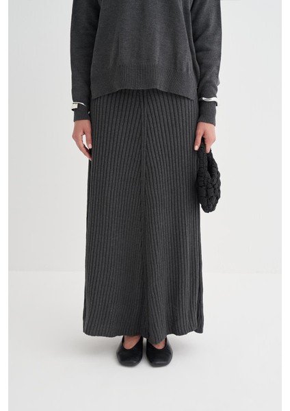 Fitilli Triko Etekli Takım Antrasit fırsatları