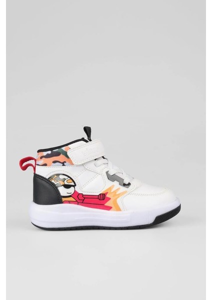 946.25K.435 Beyaz Çocuk Bot