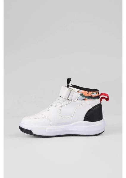 946.25K.435 Beyaz Çocuk Bot fiyatları