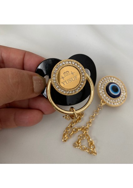 Altın Kaplama Isimli Zirkon Taşlı Silikon Emzik Seti (0-6 Ay) – Damaklı & Kişiye Özel Siyah fiyatları