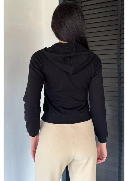 Kadın Kapüşonlu Çift Cepli Ön Fermuarlı Şardonlu Crop Top Sweatshirt P-00018987 fırsatları