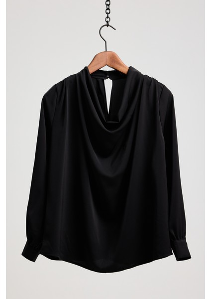 Kadın Büyük Beden Degaje Yaka Bluz fırsatları