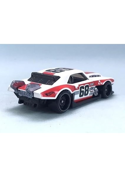 Wheels Tekli Arabalar Custom '68 Camaro HTD30 modelleri