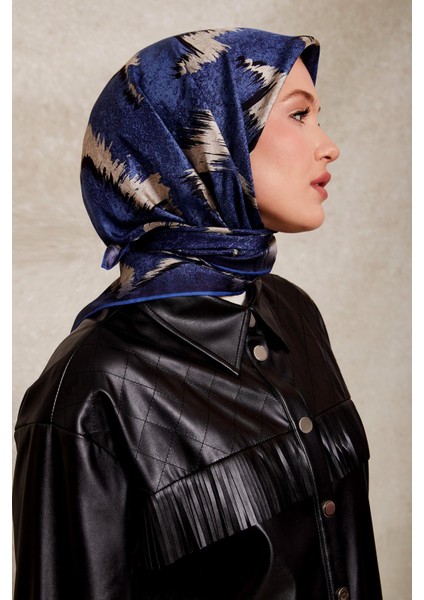 Mavi Zigzag Spor Desen Twill İpek Eşarp fiyatları