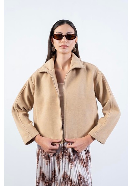 Prosperino Dik Yaka Önden Fermuarlı Mont Camel modelleri