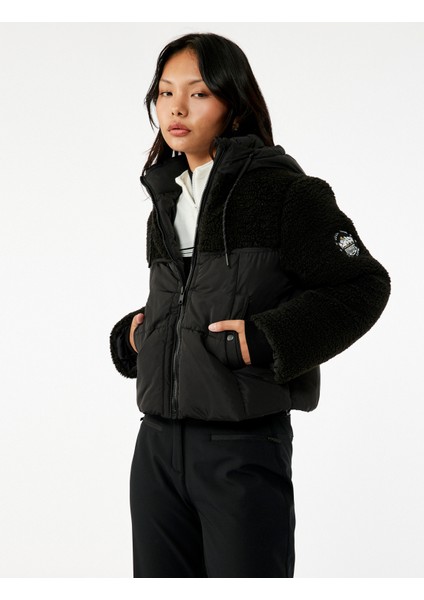 Kapüşonlu Uzun Kollu Peluş Detaylı Baskılı Şişme Mont fiyatları