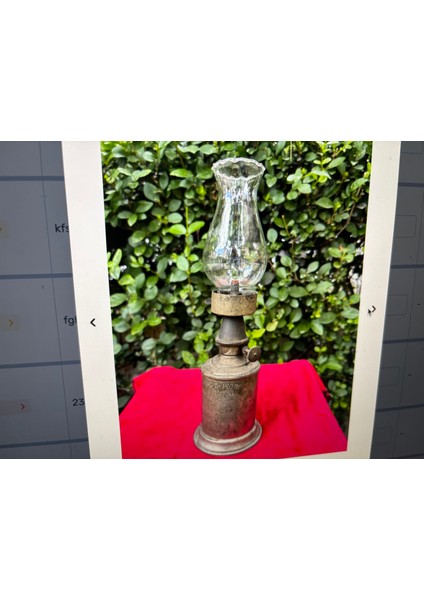 Fransız Pirinç Antika Gaz Lambası 26 cm Boyunda