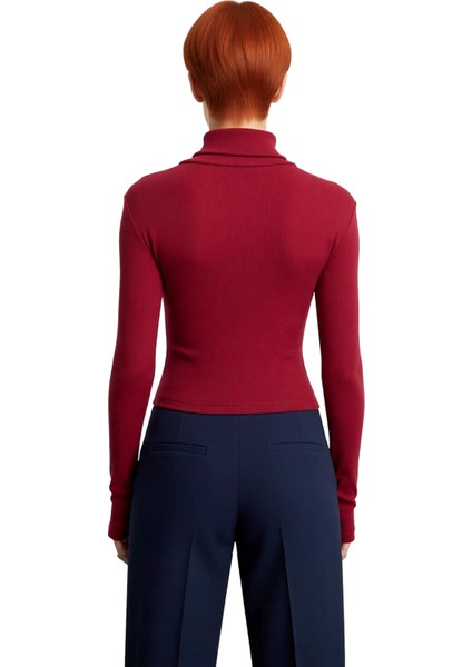 Kadın Şık Crop Balıkçı Yaka Slim Kalıp Örme Fitted Vücuda Oturan Parmak Detaylı Fitilli Esnek Bluz modelleri