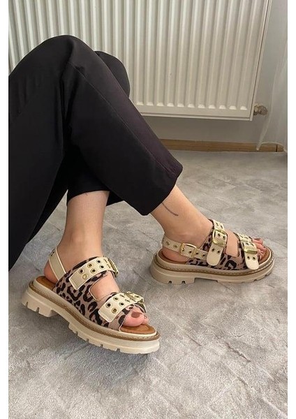 Kadın Simya Bej Leopar Çift Bantlı Kapsül Detaylı Kalın Taban Ortopedik Sandalet Bej Leopar modelleri