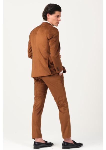 Taba Fitilli Kadife Erkek Takım Elbise – 3 Parça Yelekli, Şık ve Modern Slim Fit Kesim