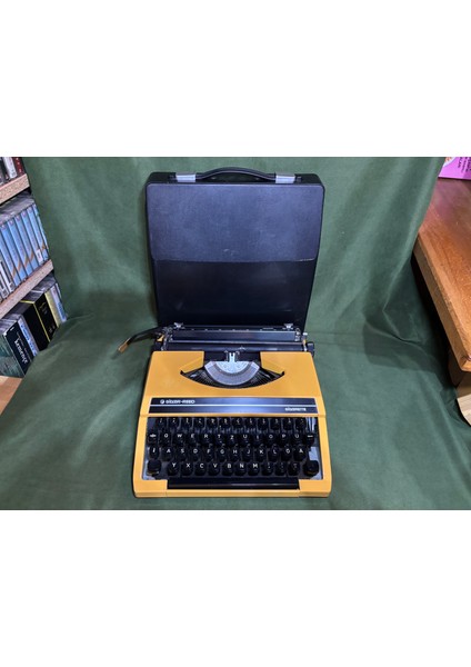 Silver Reed Silverette Çantalı Daktilo - Sorunsuz Çalışır Durumda