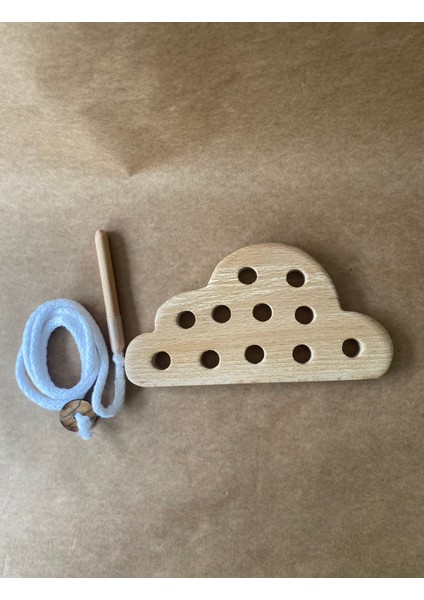 Montessori Eğitici Ahşap Oyuncak – Bulut Ip Geçirme
